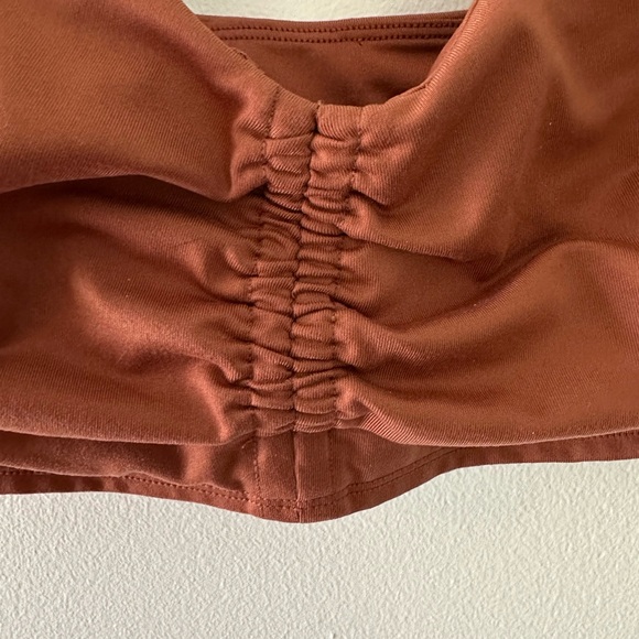 Alo Airbrush Cinch Bra Small Rust EUC - Picture 3 of 9